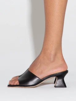 Ale Leather Mules