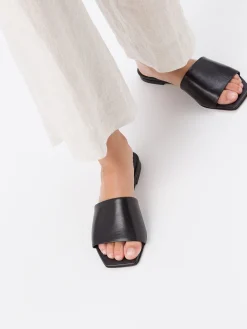 Anna Leather Sandals