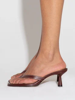 Daphne Leather Thong Sandals