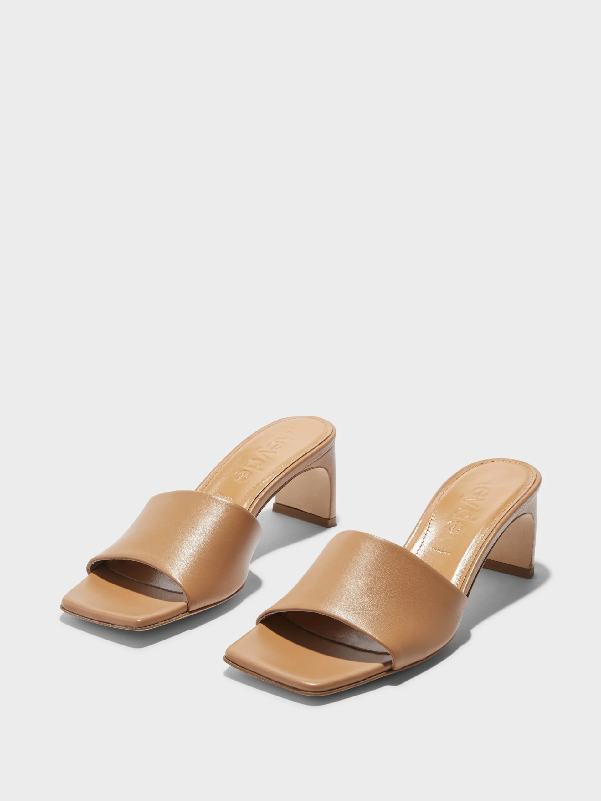 Jeanie Leather Sandals