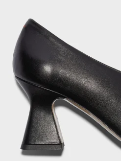 Nova Leather Pointed Pumps