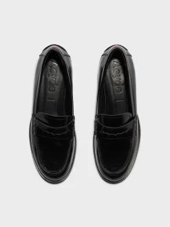 Oscar Leather Loafers