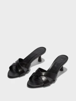 Vero Leather Mules
